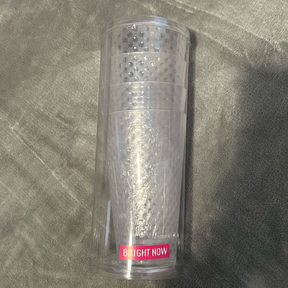 set of 4 plastic large tumblers. new in container. by Bright Now